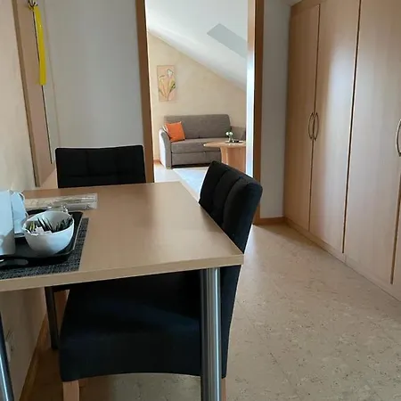 Gastehaus Am Furstweg Volker Kuhn Juniorsuite & Studio Гостевой дом Heuchelheim-Klingen